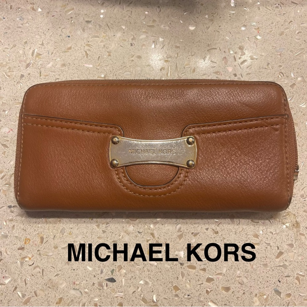 Michael Kors Saratoga Leather Wallet Brown